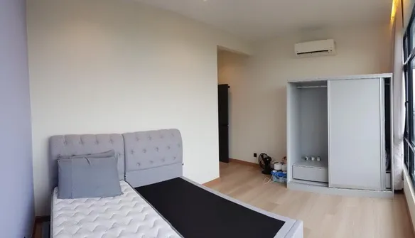 Taman Molek residences — Supply & install cabinetry, main doors, skirting, ceilings and bedrooms, photo 10 of 11