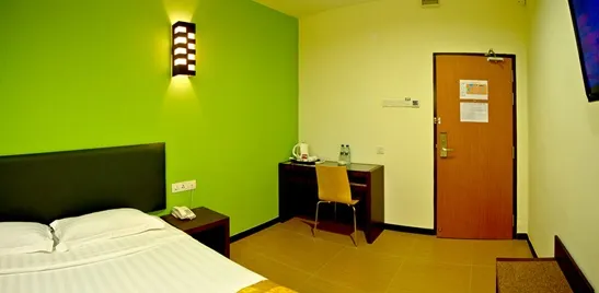8 Days Hotel — Hotel fit-out, photo 4 of 7