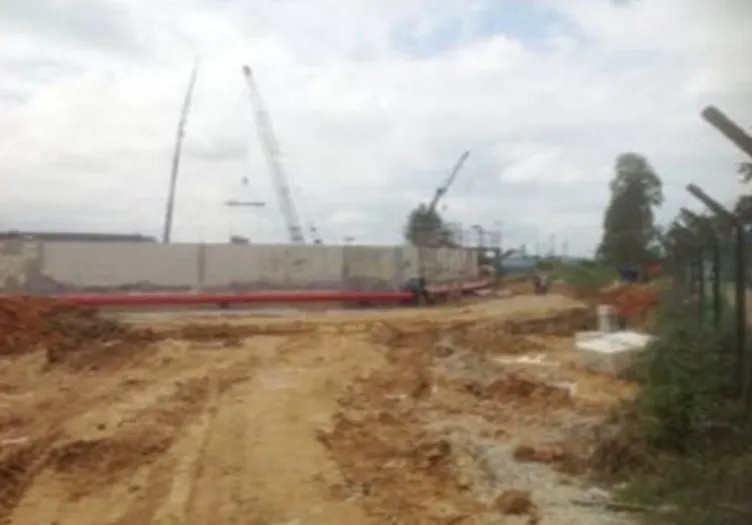 Lotte Chemical Titan — Retaining wall construction, photo 2 of 2