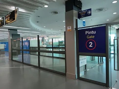 Senai Airport — Departure hall refurbishment, photo 5 of 12